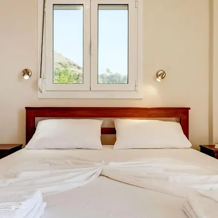 Luxury In Voukolies With Sea View *