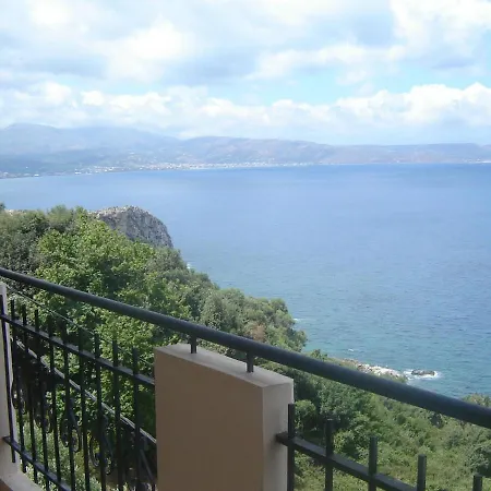 Luxury In Voukolies With Sea View